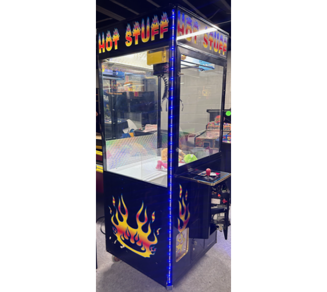 COAST TO COAST HOT STUFF 24" wide CLAW CRANE Arcade Machine for sale